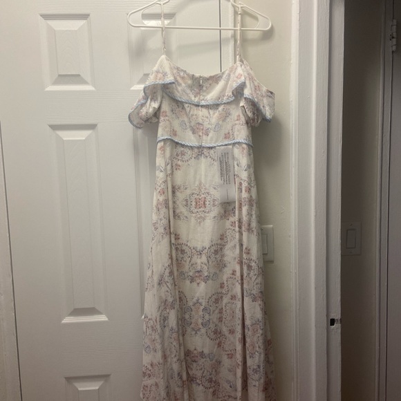 NWT BCBGMaxazria floral print cold-shoulder dress - Picture 3 of 7